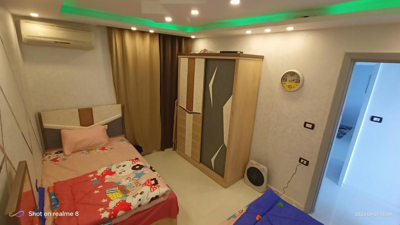 Gleem Luxury Direct Sea View G18 Apartament