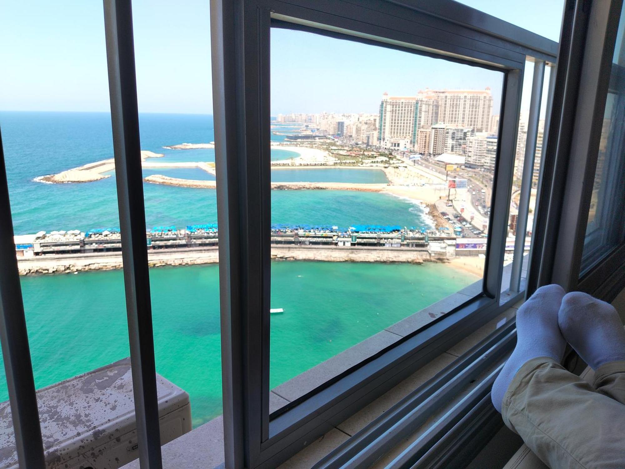 Gleem Luxury Direct Sea View G18 * Alexandria