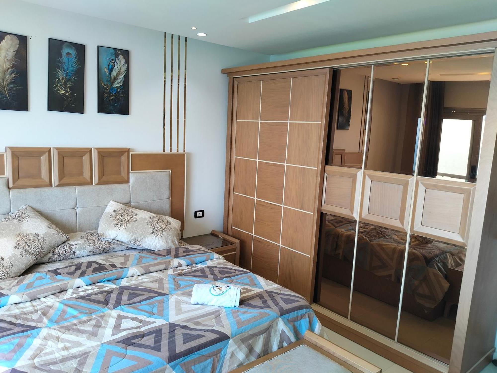 Gleem Luxury Direct Sea View G18 Apartament